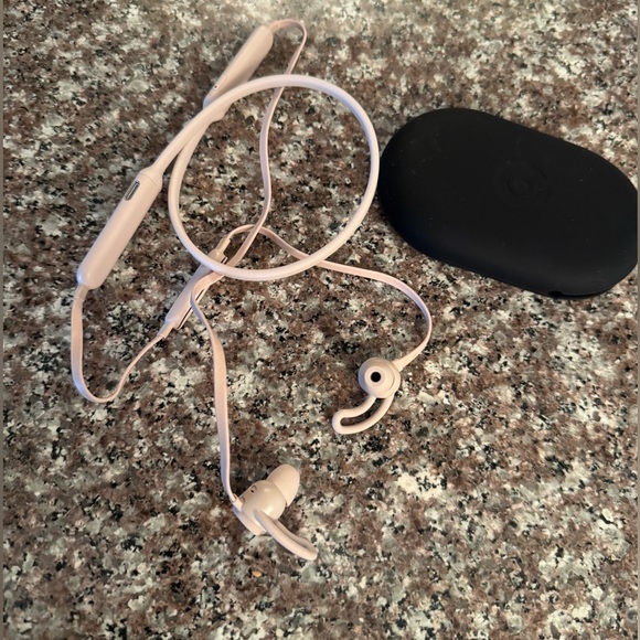 Beats by Dre Wireless In-Ear Headphones Pods - Picture 1 of 5